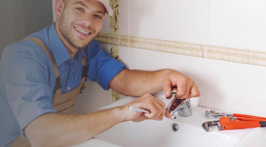 Kitchen Faucet Repair Service in Leo, IN